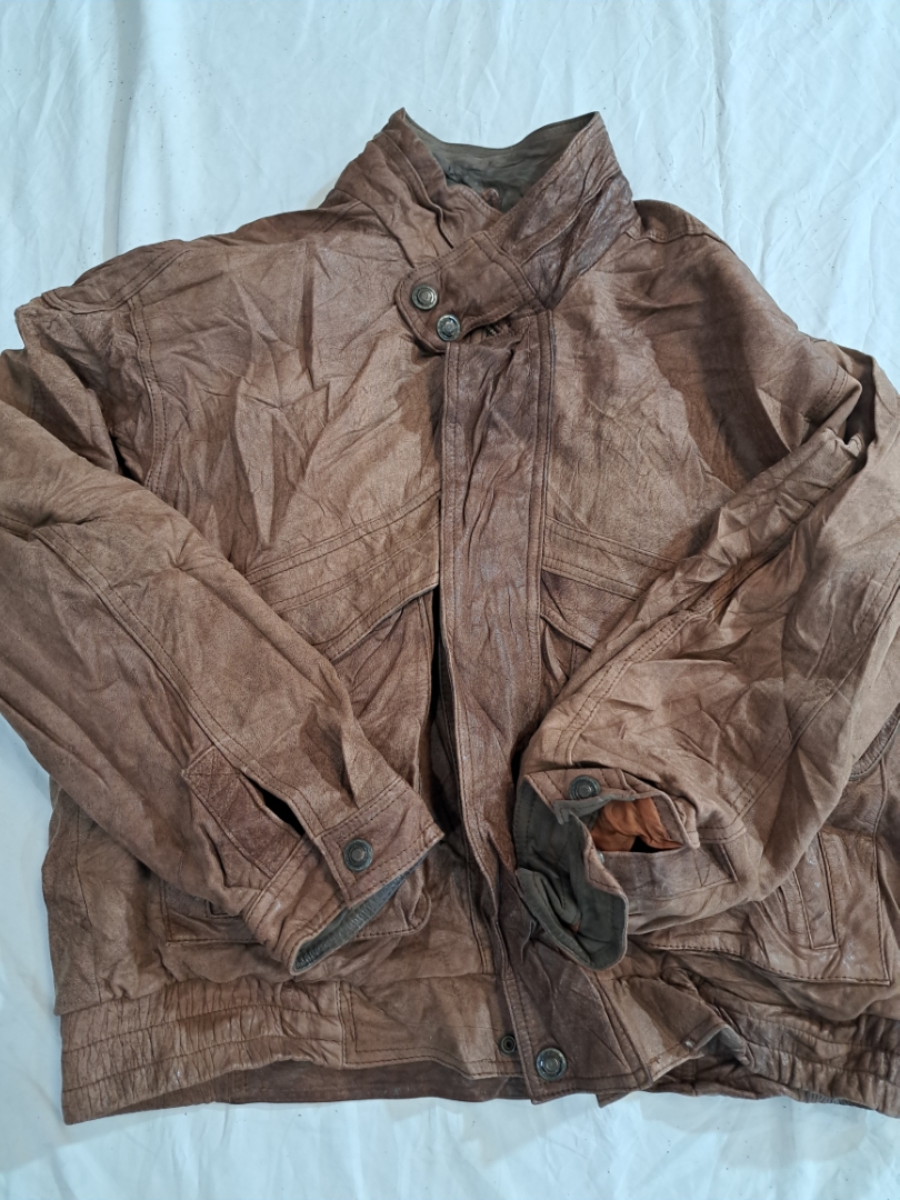 Veste en cuir marron