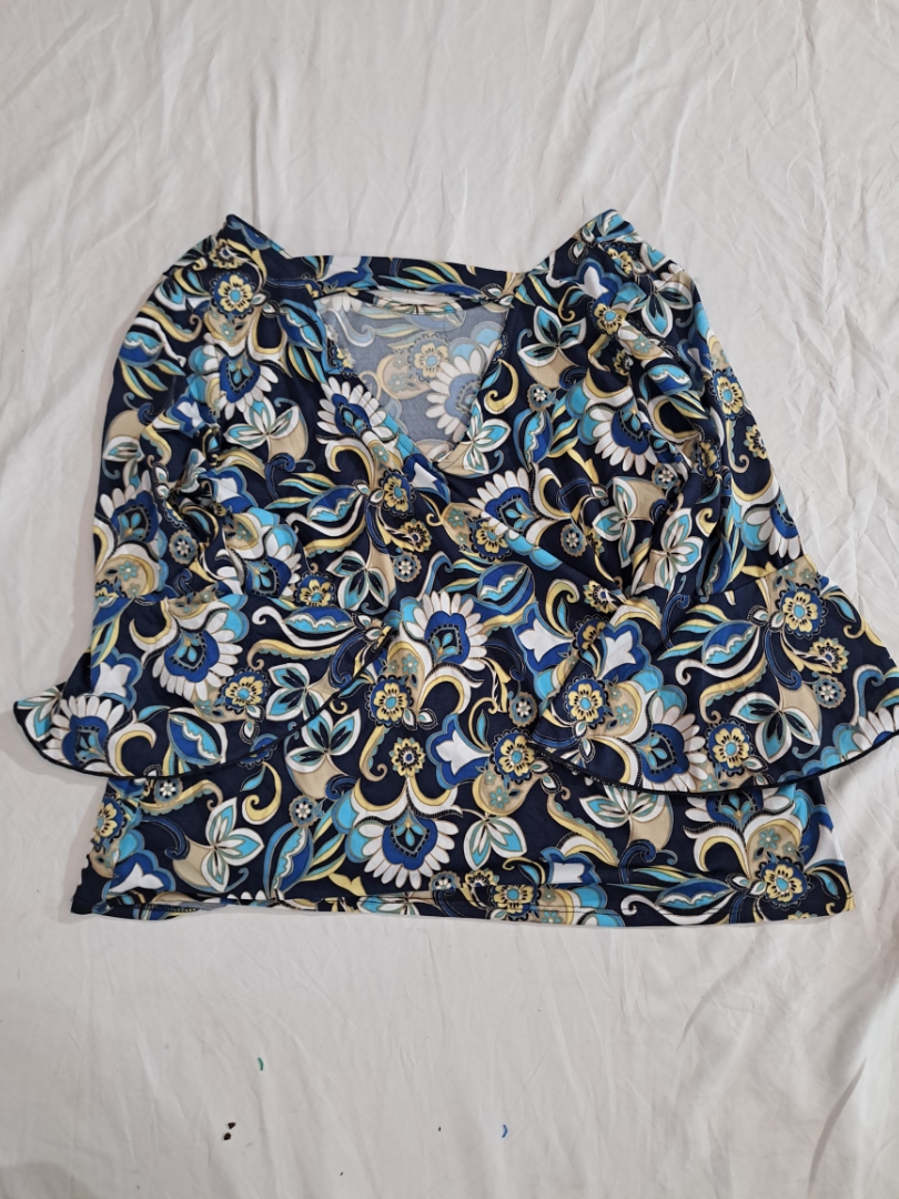 Floral Print Blouse with Open Back