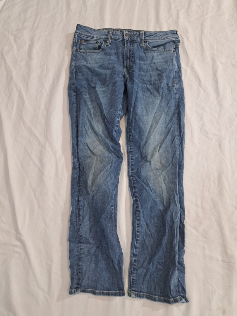 American Eagle Outfitters Extreme Flex Jeans