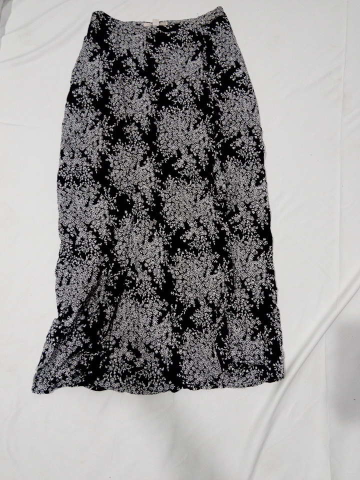 Forever 21 Black Floral Print Maxi Skirt