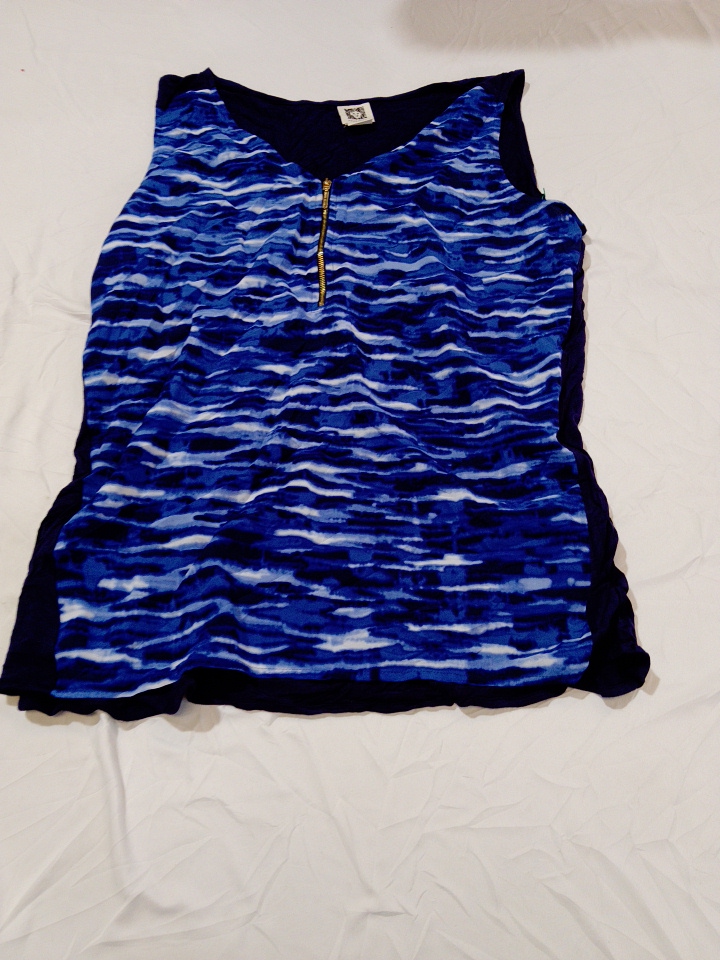 Anne Klein Blue and White Print Tank Top
