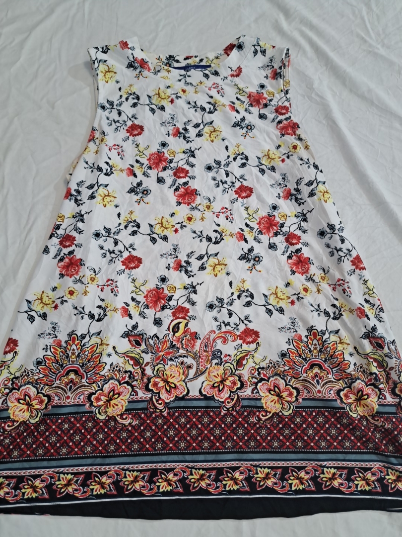 Robe sans manches imprimée florale Apt. 9