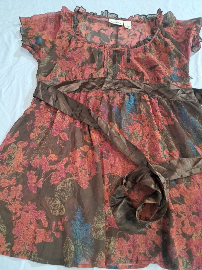 フローラルドレス