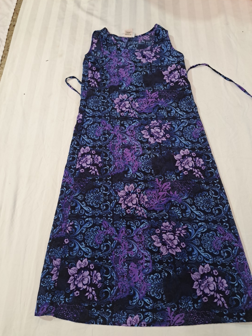 SPEECHLESS Floral Maxi Dress