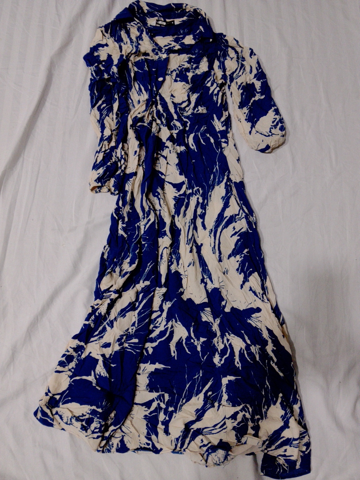 Blau und Weiß Abstrakter Druck Kleid