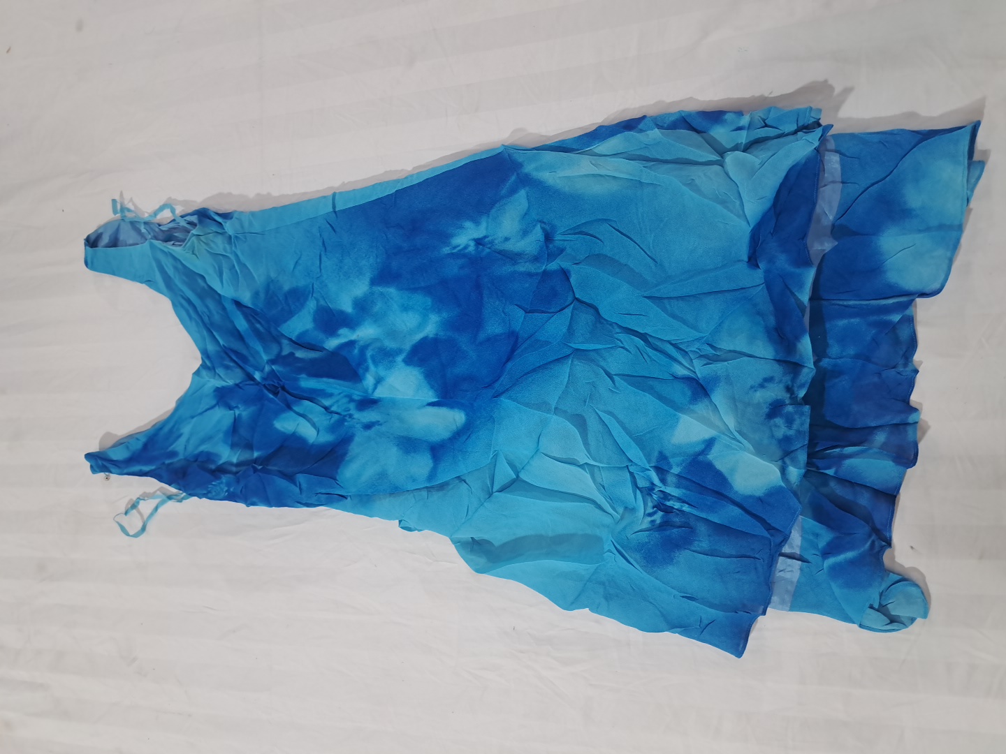 ブルータイダイドレス