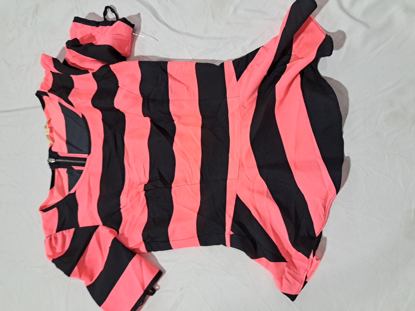 Top rayé rose et noir Gianni Bini