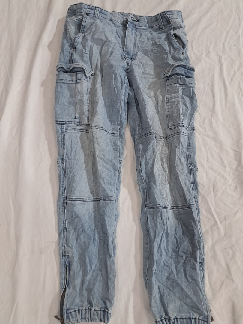 Pantaloni cargo blu chiaro
