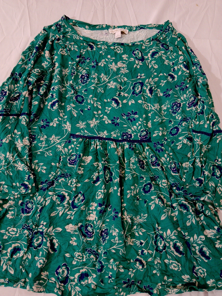 Blouse florale verte