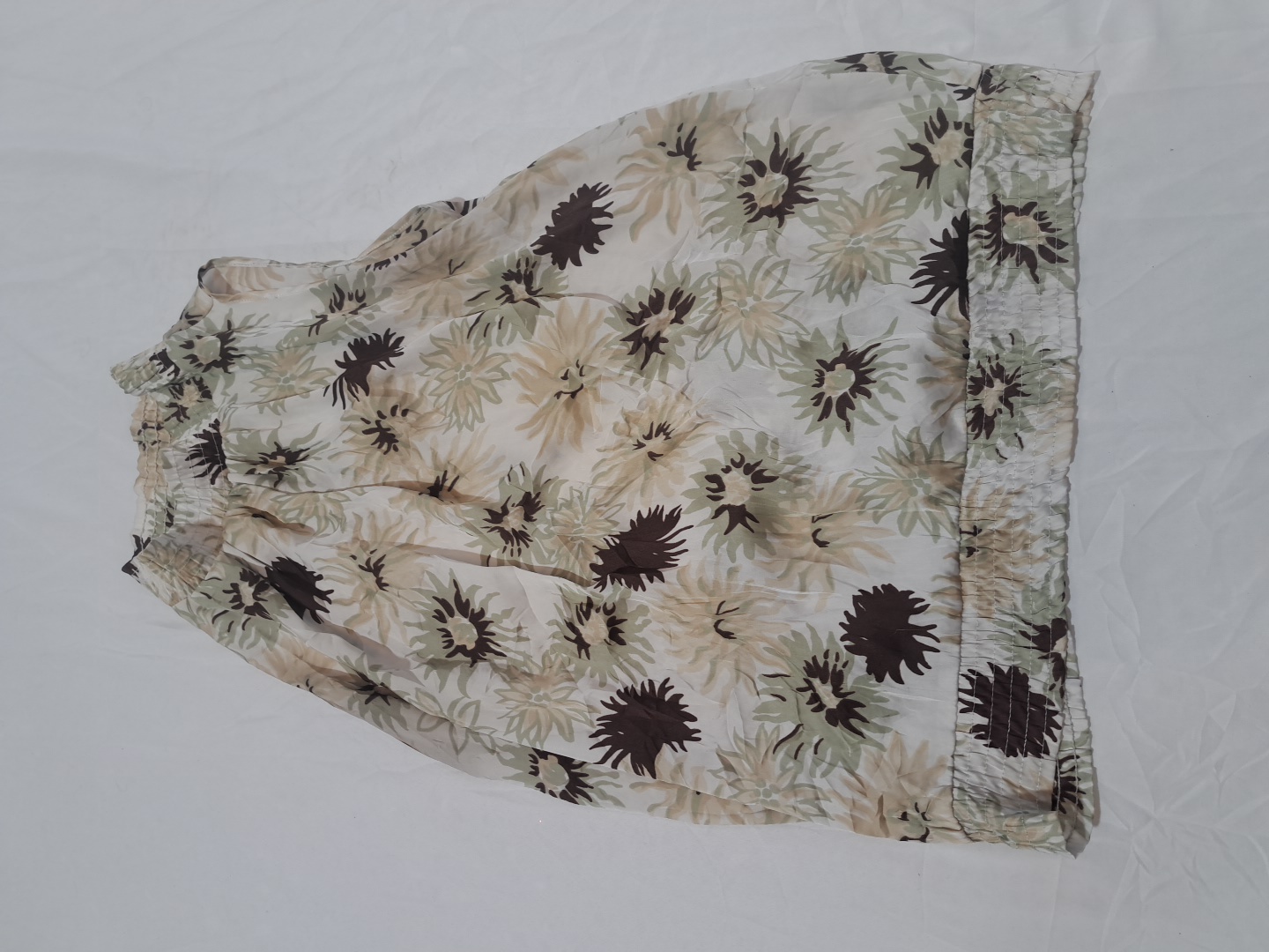 Top à motifs floraux