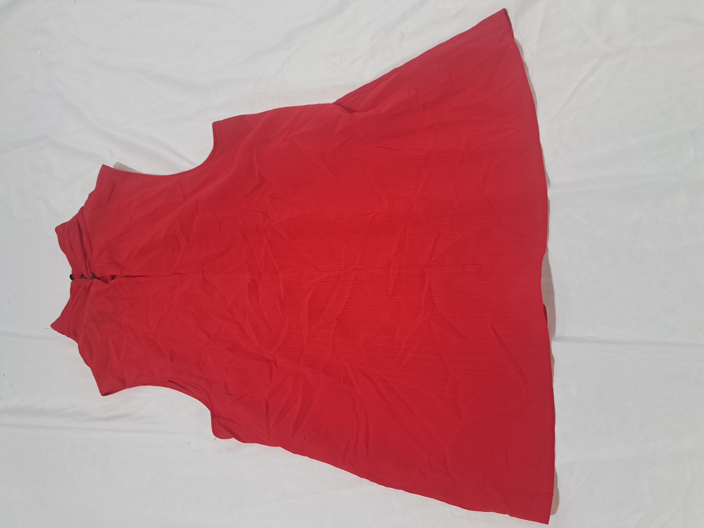 Débardeur rouge sans manches