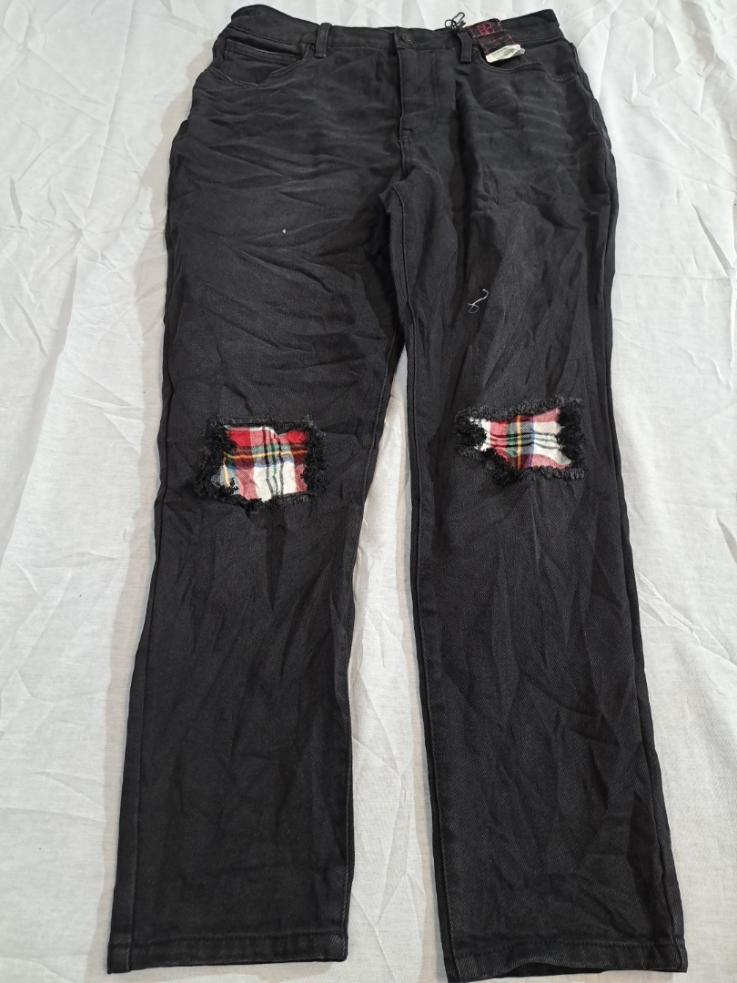 Black Distressed Jeans