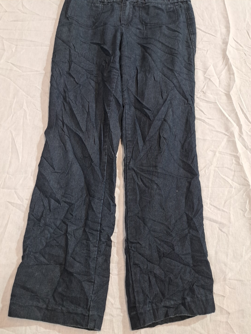 ダークブルーデニムジーンズ