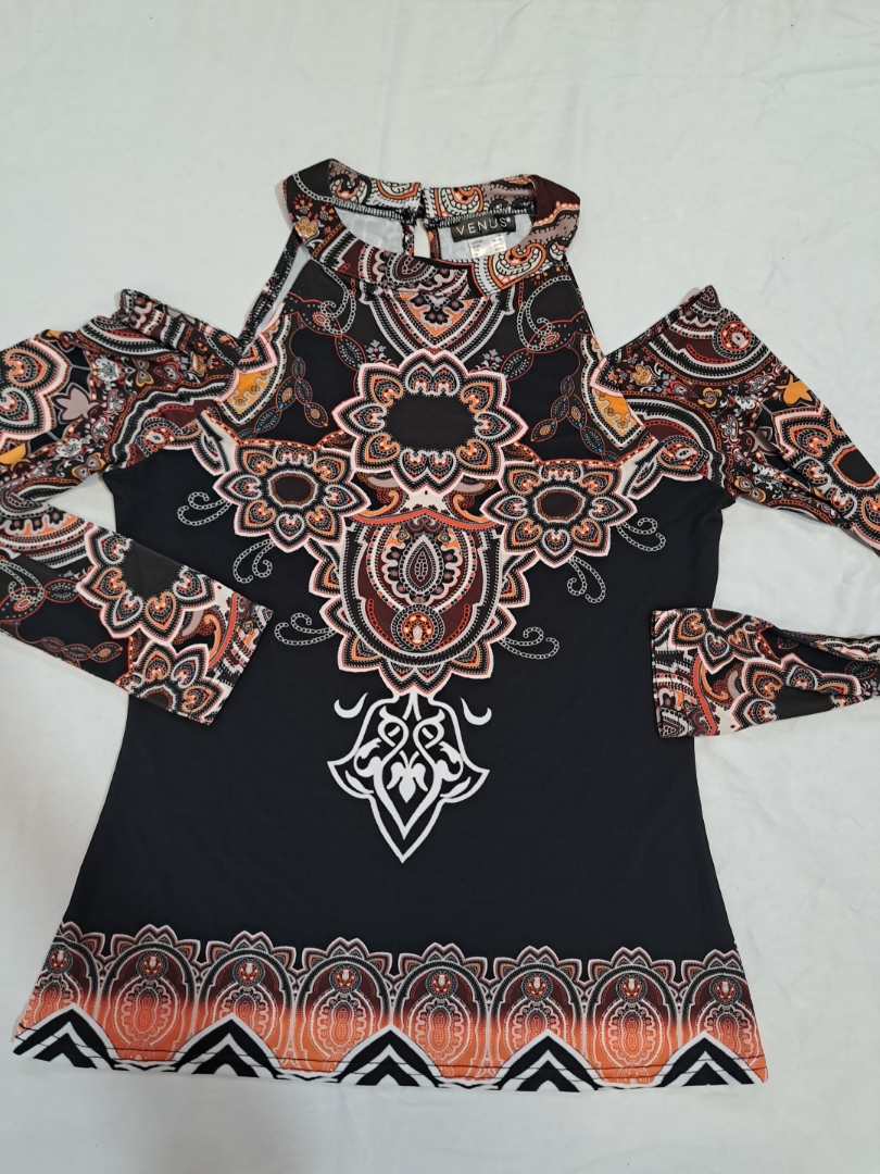 Tunica con design a paisley