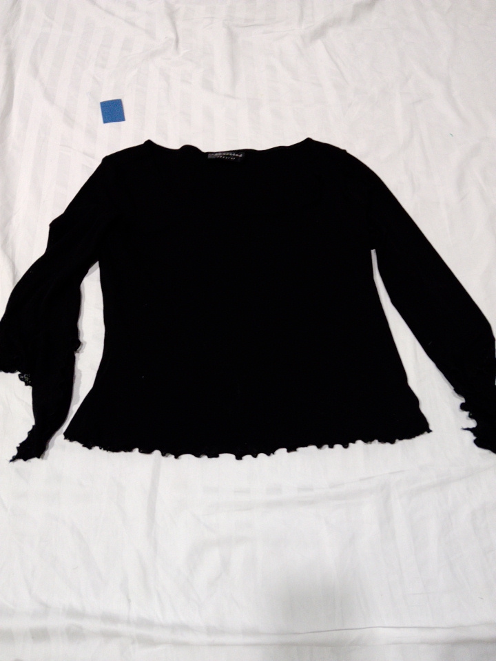 Connected Apparel ロングスリーブトップ