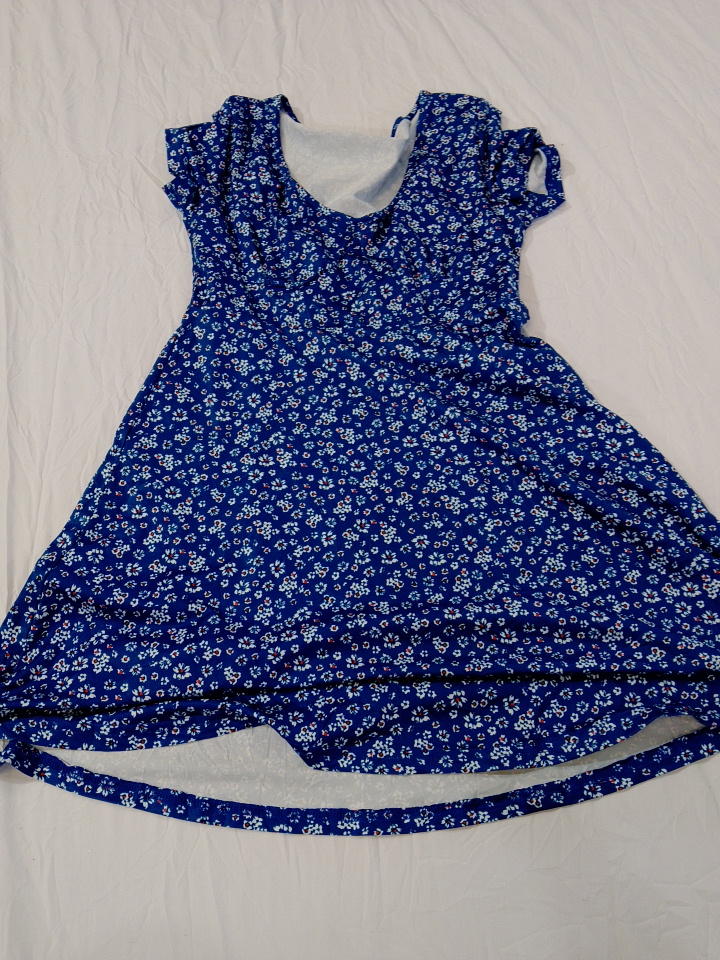 Top Azul Floral com Laço nas Costas