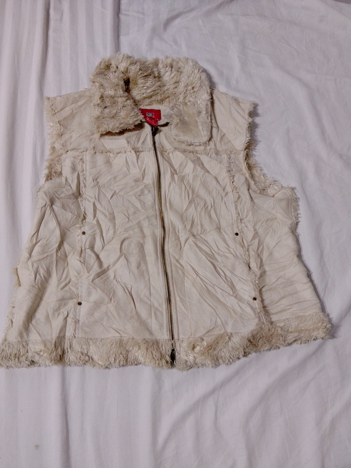 Faded Glory Women's Puffer Vest