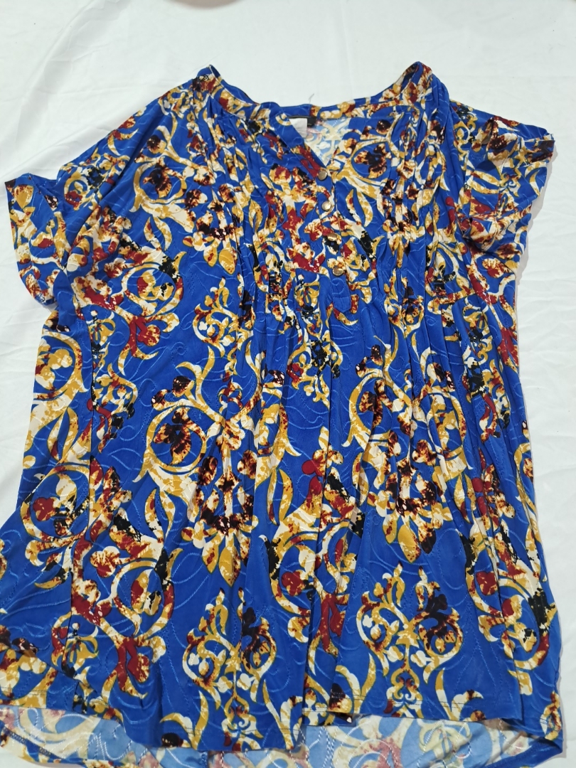 Blusa Rosa Floral Vera Azul