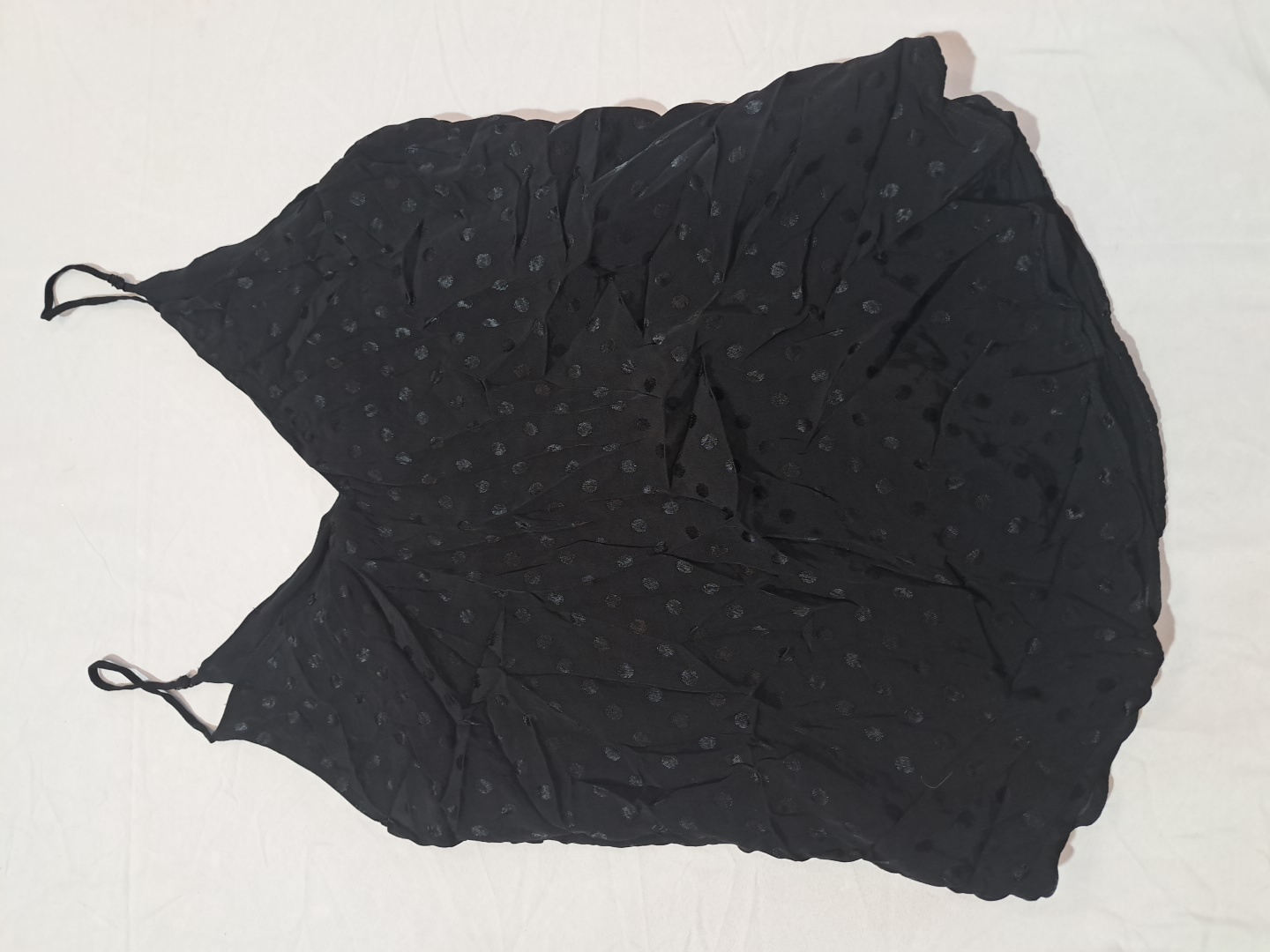 ブラックキャミソール