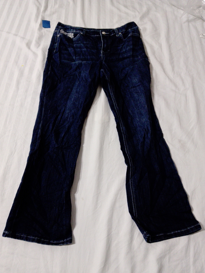 Calças Jeans Flare Azul Escuro