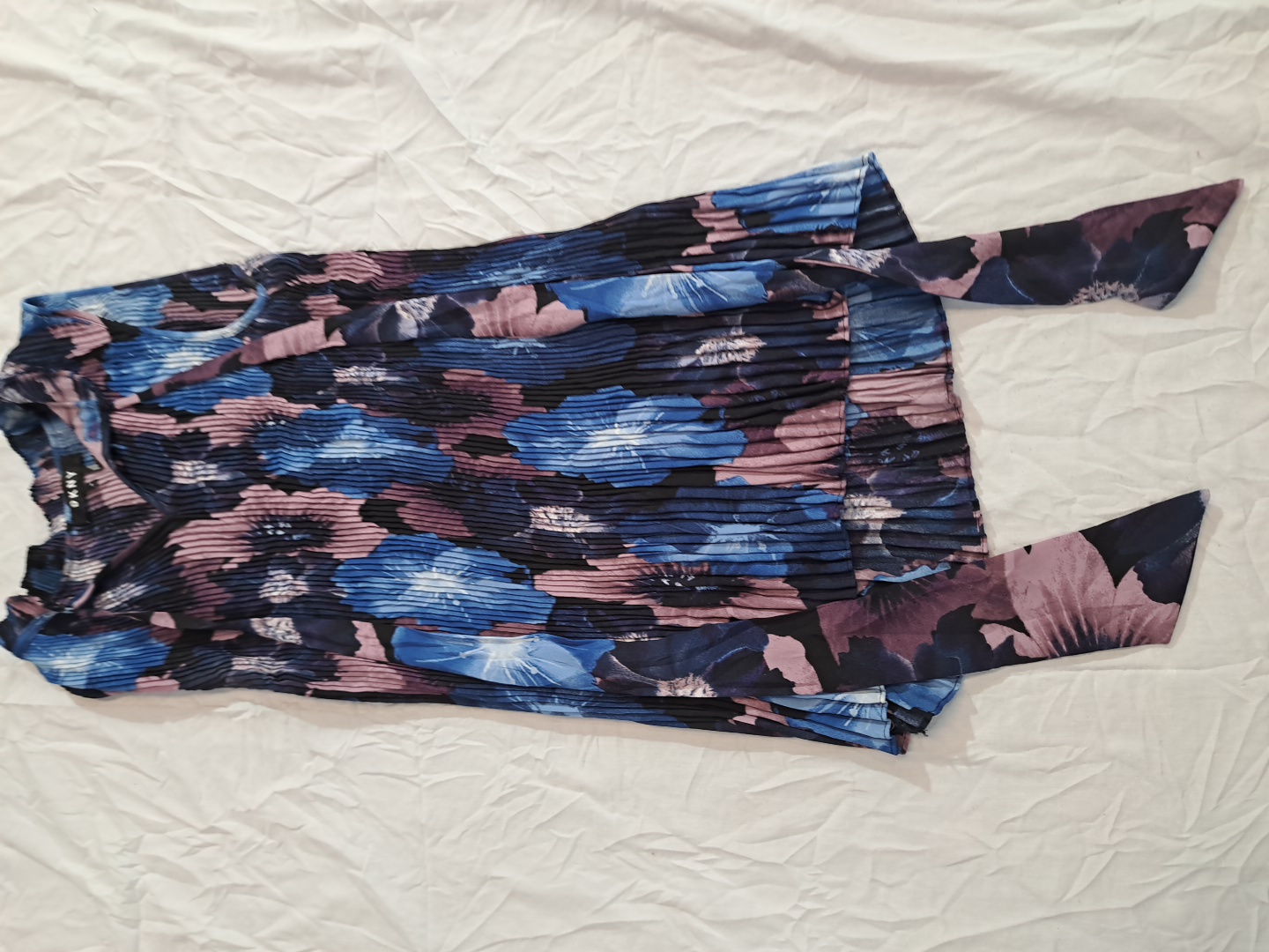 フローラルプリーツトップ