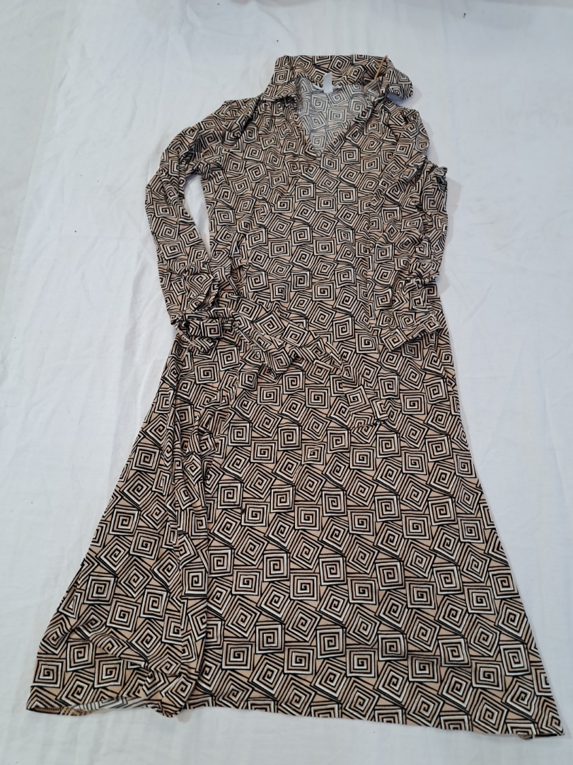 London Times Geometric Pattern Dress