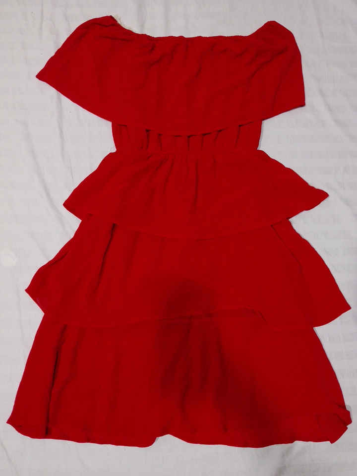 Abito Rosso a Volant