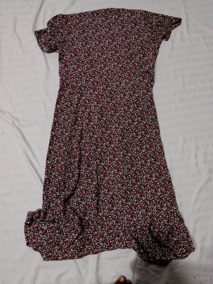 Abito floreale a maniche corte