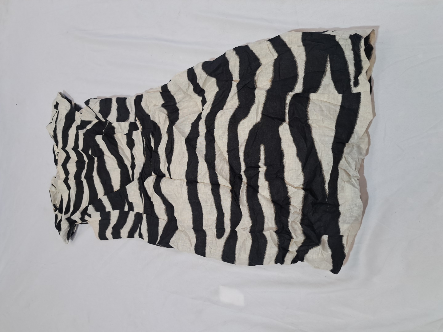 Robe rayée noire et blanche Banana Republic