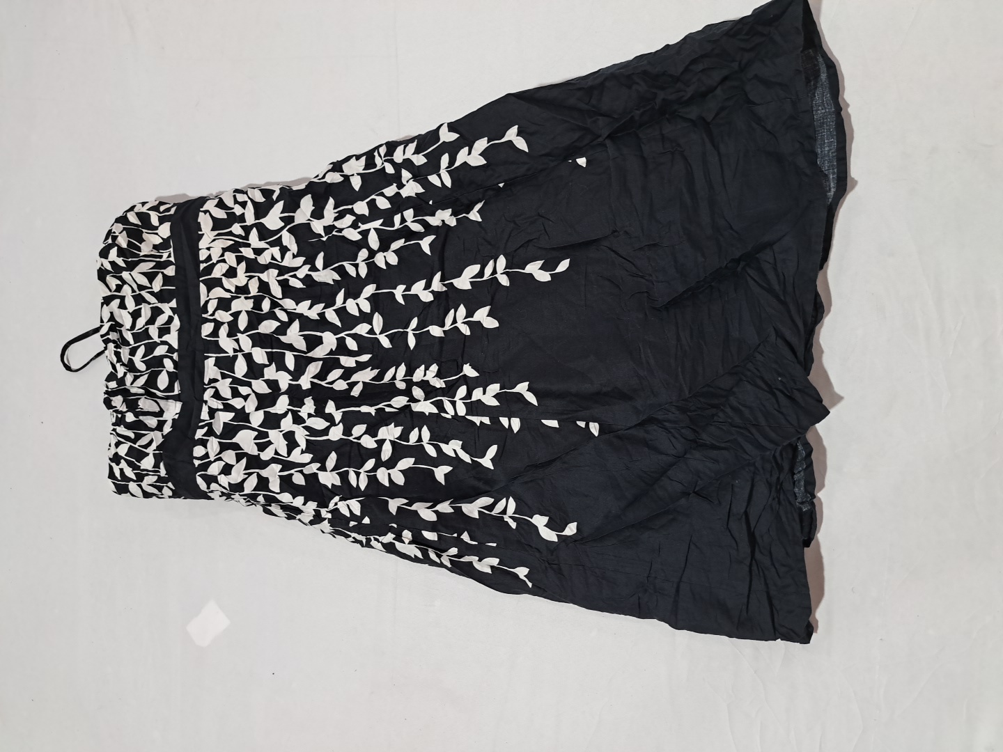 Abito senza spalline floreale bianco e nero