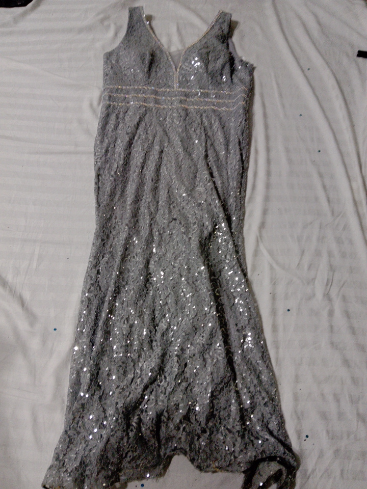 Pailetten Silber Kleid