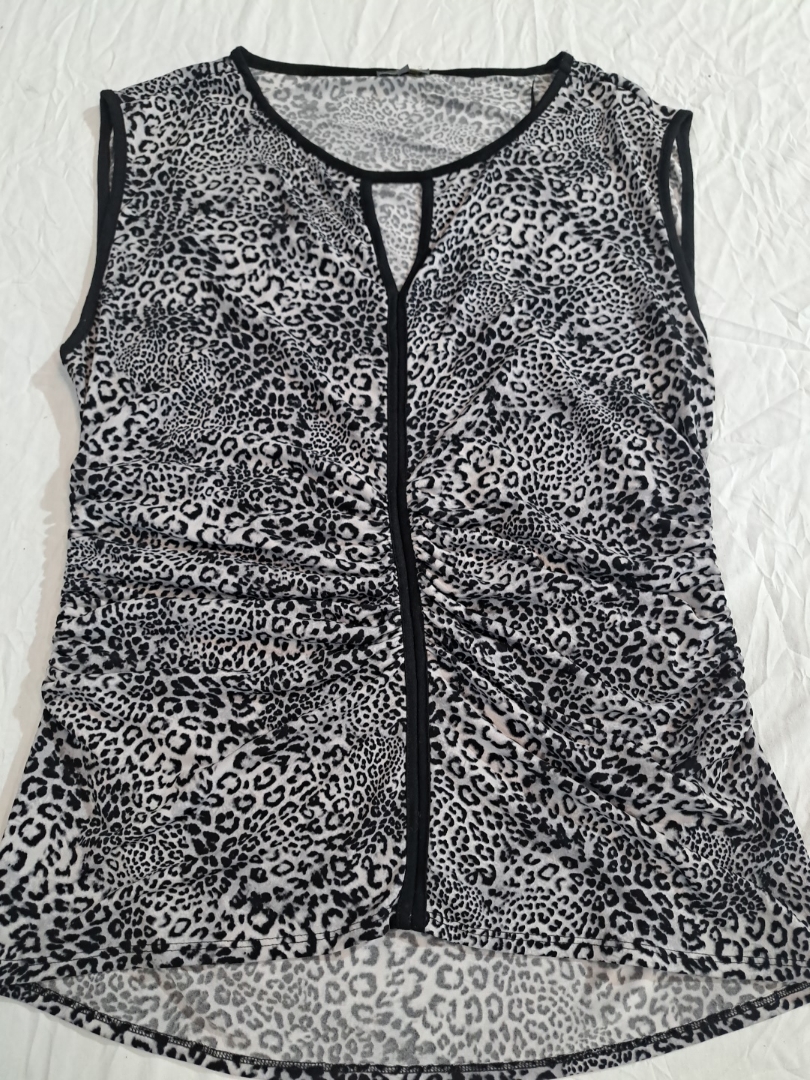 Top a stampa animale da donna Vince Camuto