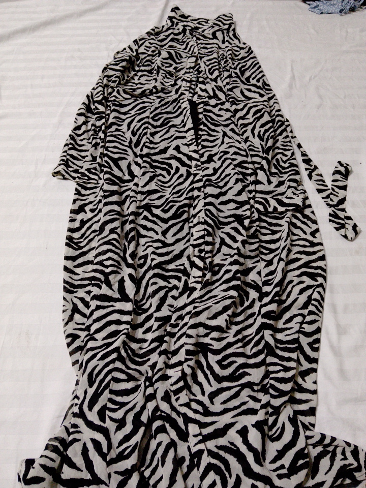 Zebramuster Maxikleid