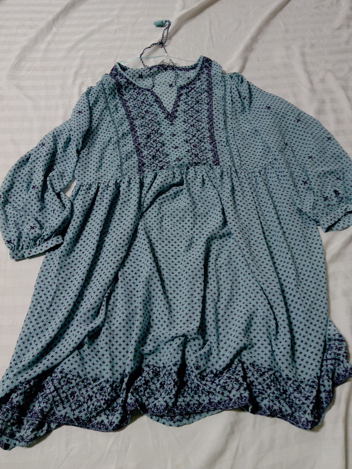 Time Tru Women's Blue Floral Blouse