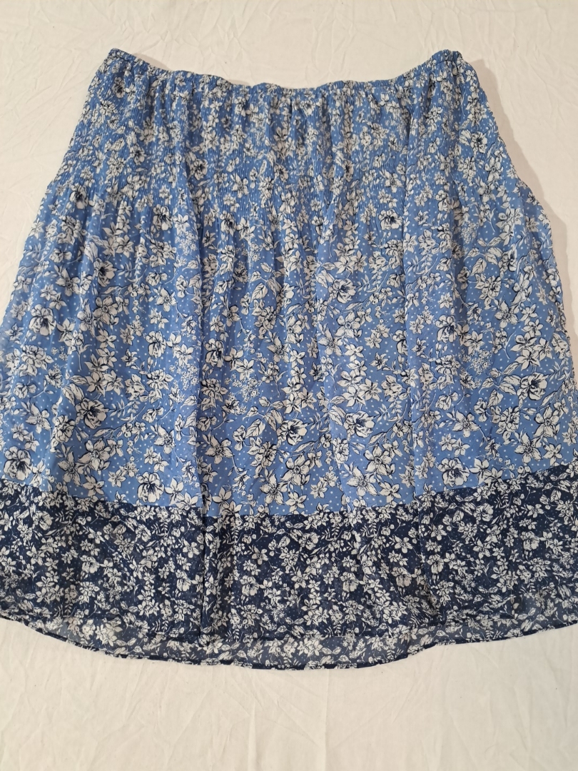 フローラルスカート