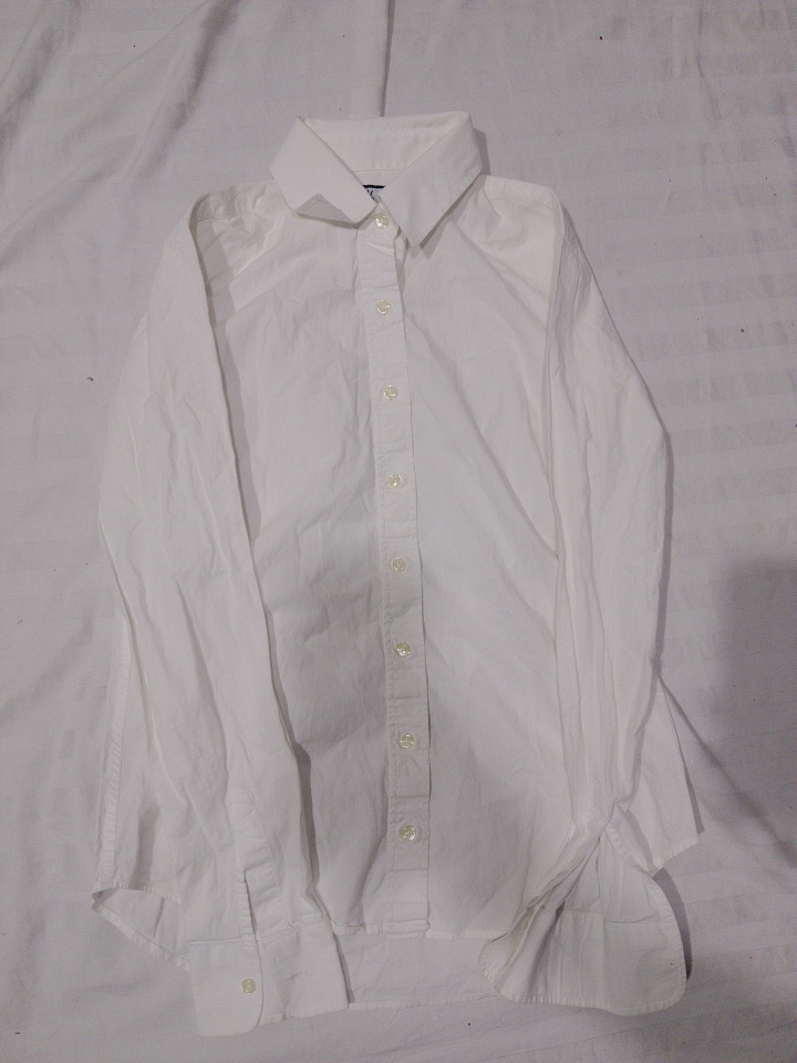 Chemise blanche à boutons