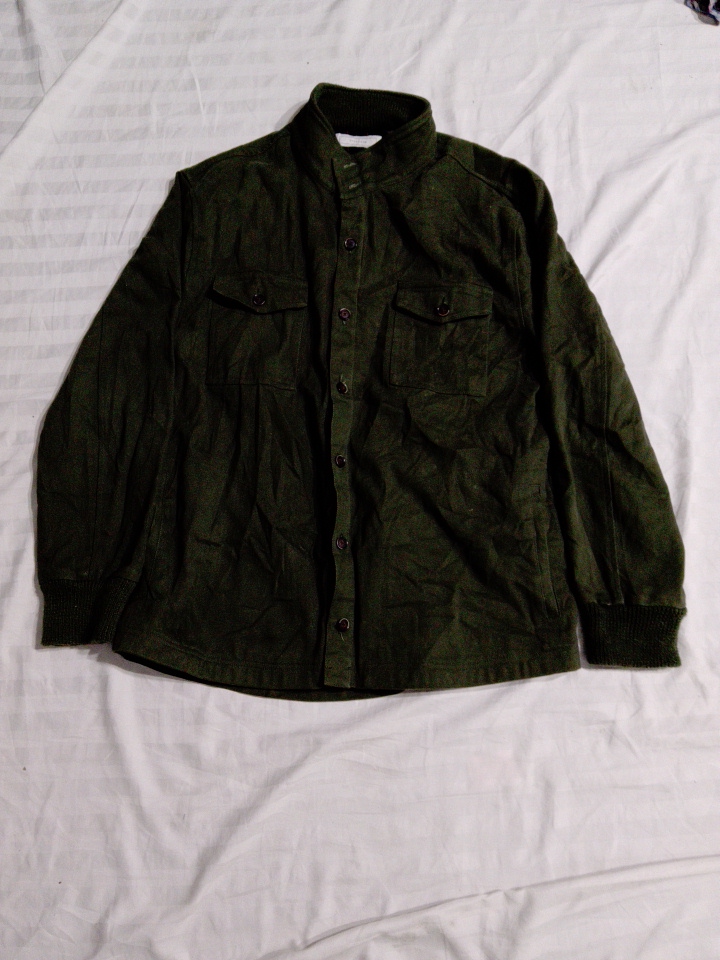 オリーブグリーンミリタリージャケット