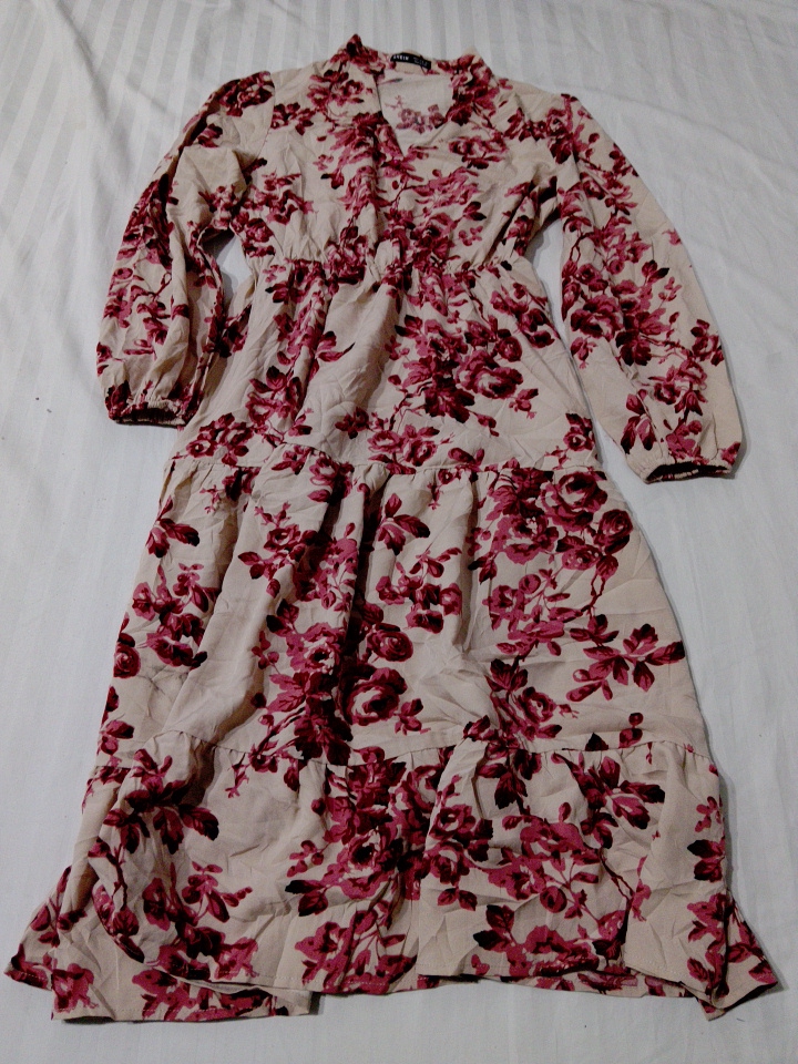 Robe longue à manches longues florale