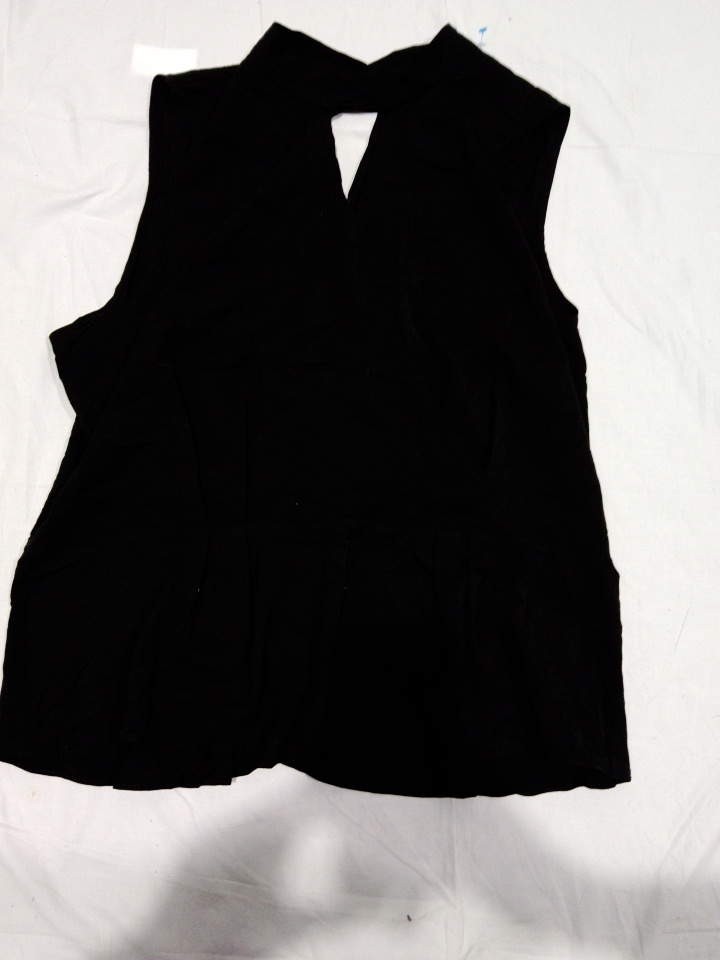 Top Sem Mangas Preto