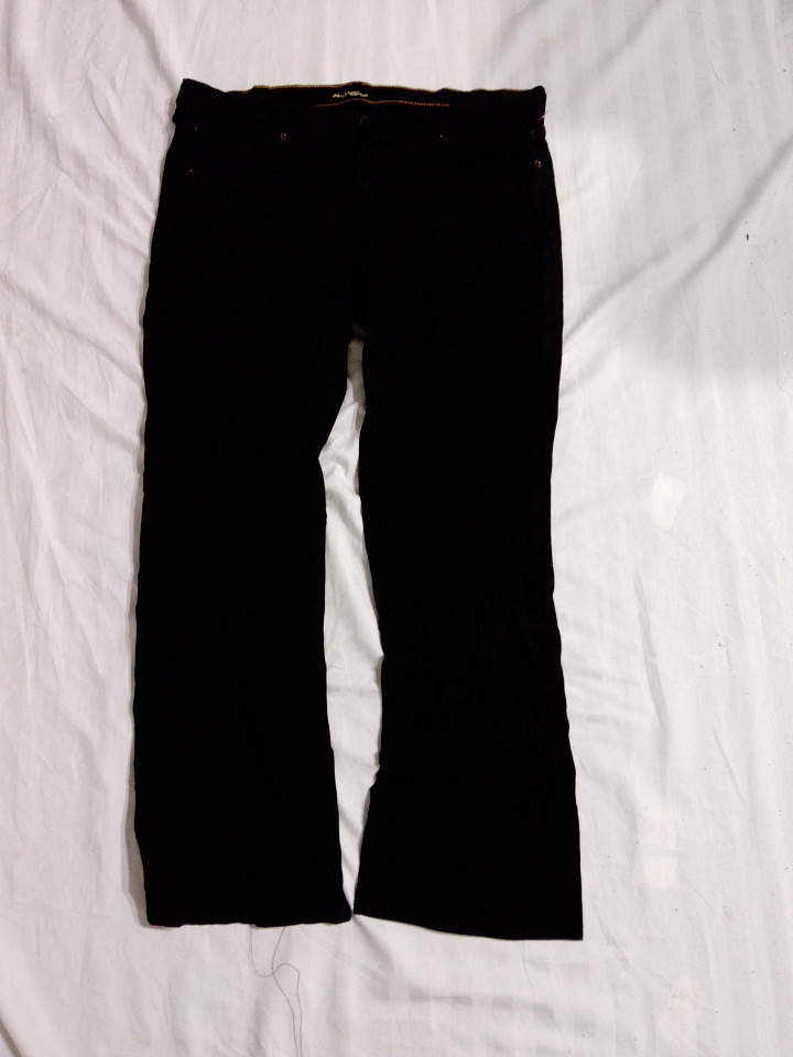 Jeans évasés noirs