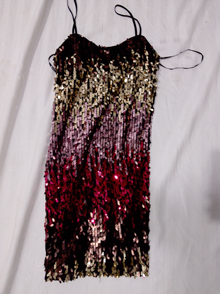 Vestido de Festa com Lantejoulas