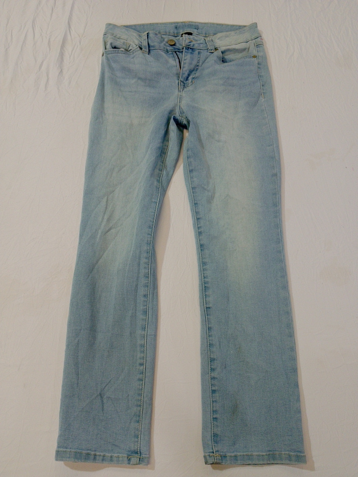 Jean en denim bleu clair