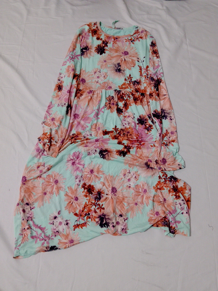 Bell Floral Print Long Sleeve Midi Dress in Mint G..