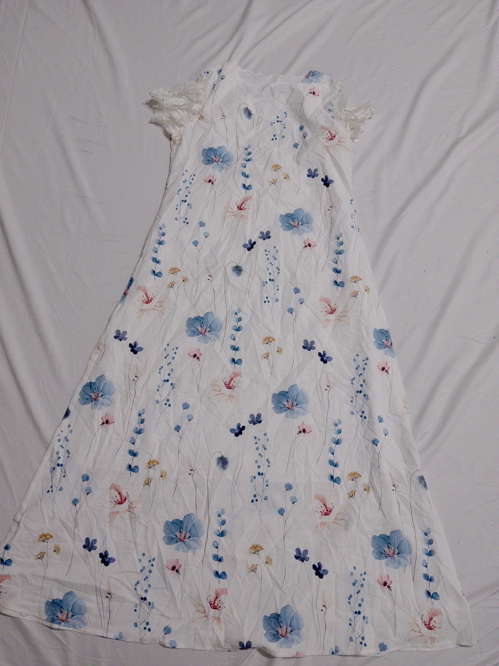 White Floral Print Lace Sleeve Maxi Dress