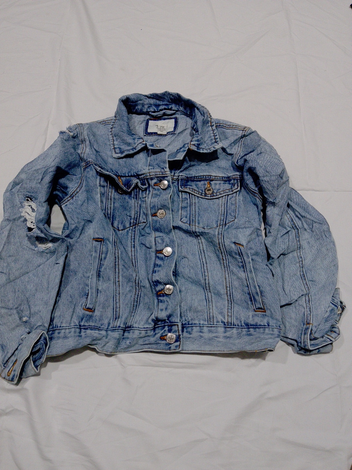 Jaqueta de Jeans Lavagem Clara Desgastada Forever ..