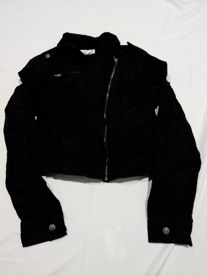 Veste de motard en simili cuir noire coupée Foreve..