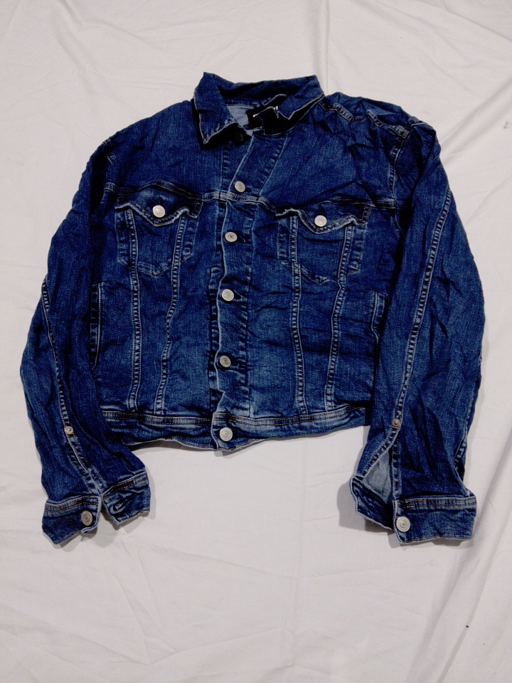 Jaqueta de Denim Azul Clássica com Botões na Frent..