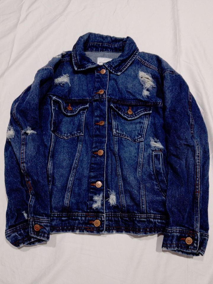 Celebrity Pink Oversized Distressed Denimjacke