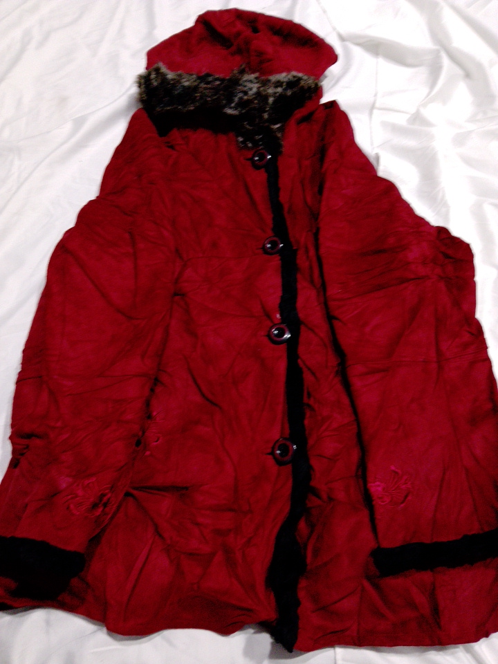 Novelli Roter Kapuzenmantel mit Fellbesatz