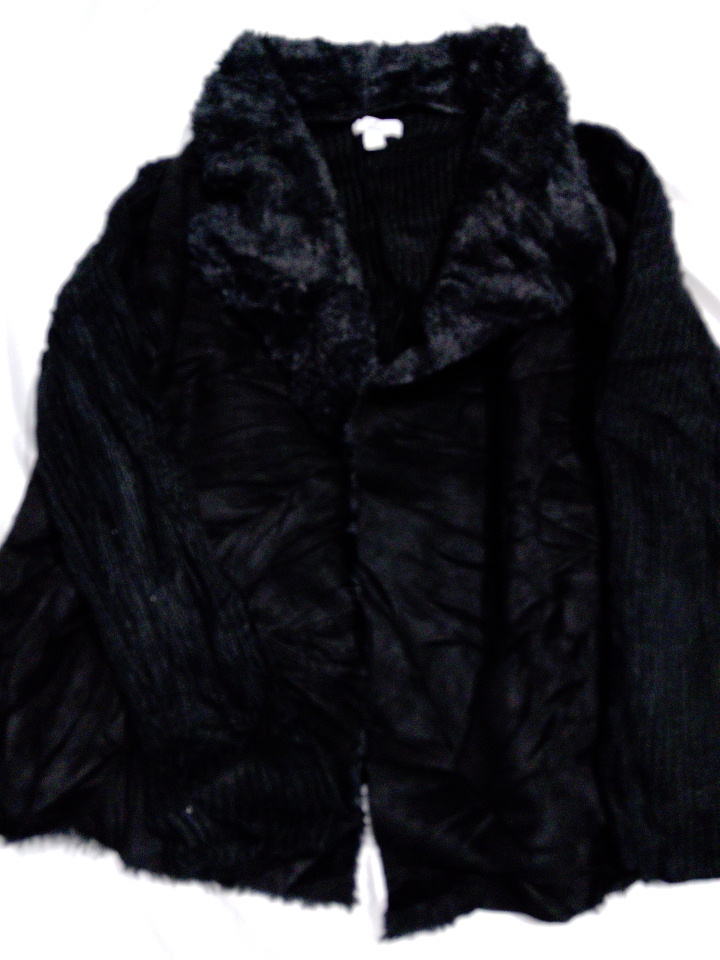 Croft & Barrow Schwarzer Strickcardigan mit Fellbe..